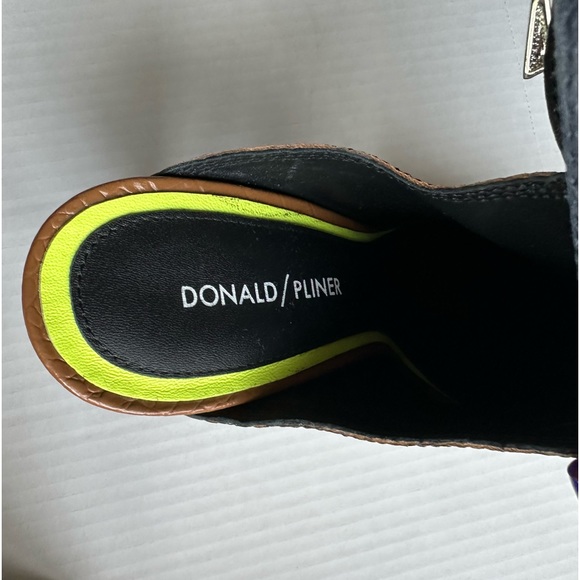 Donald J Pliner Giorgi Western Buckle Booties Snake Python Print Leather 10 NEW - Picture 10 of 11